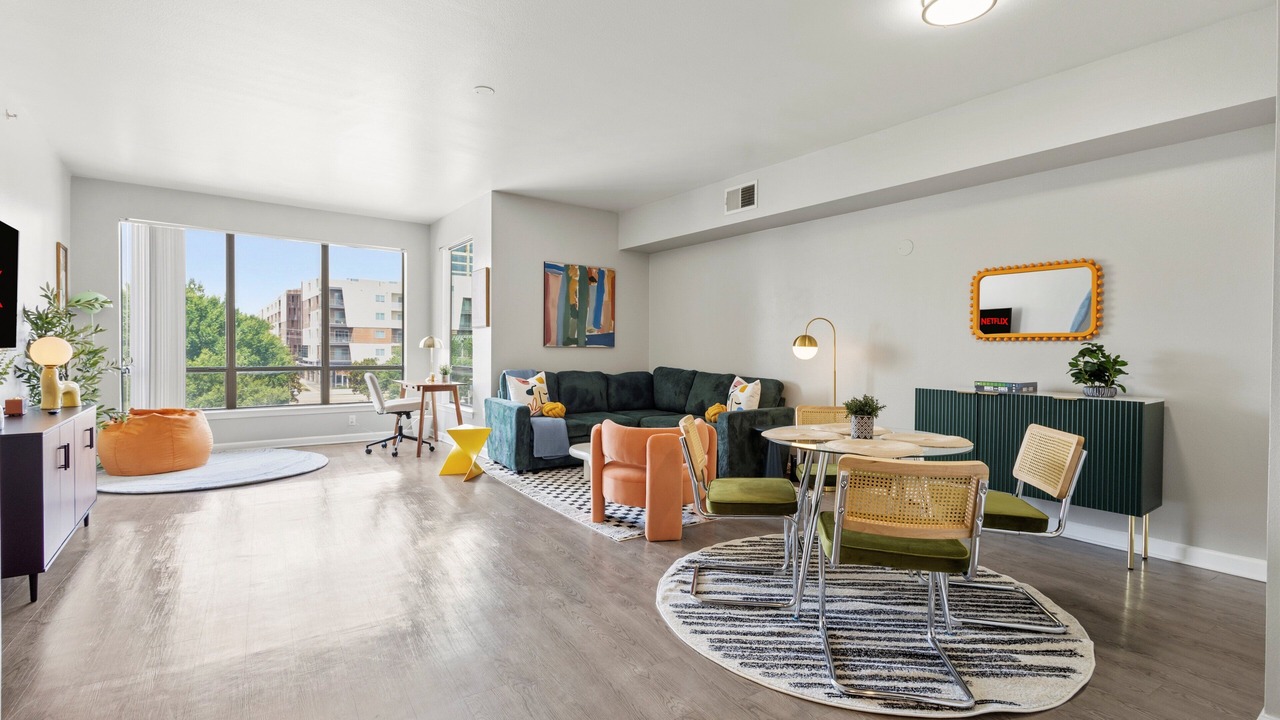 Photo of Livingroom in Far North Dallas
