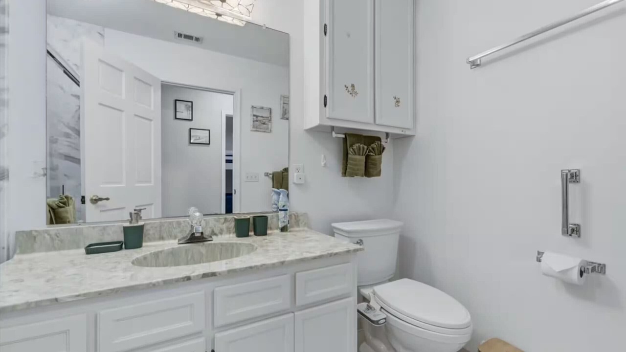Photo of Bathroom in Wright