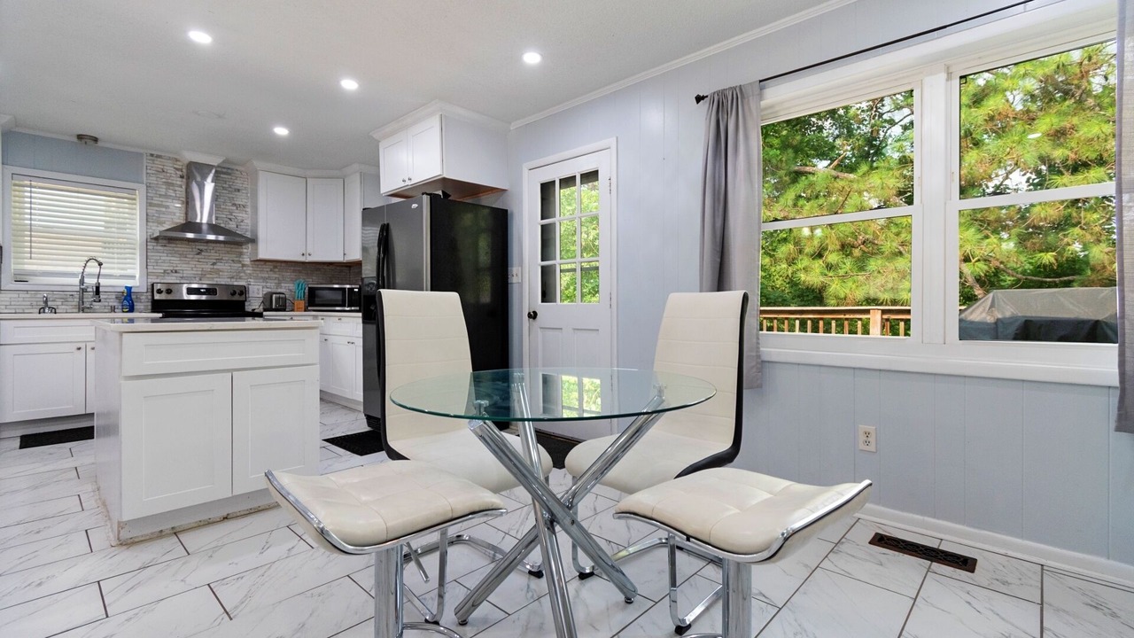 Photo of Kitchen in Forestdale