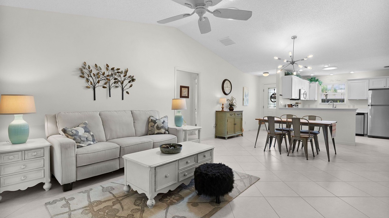 Photo of Bedroom in Duval