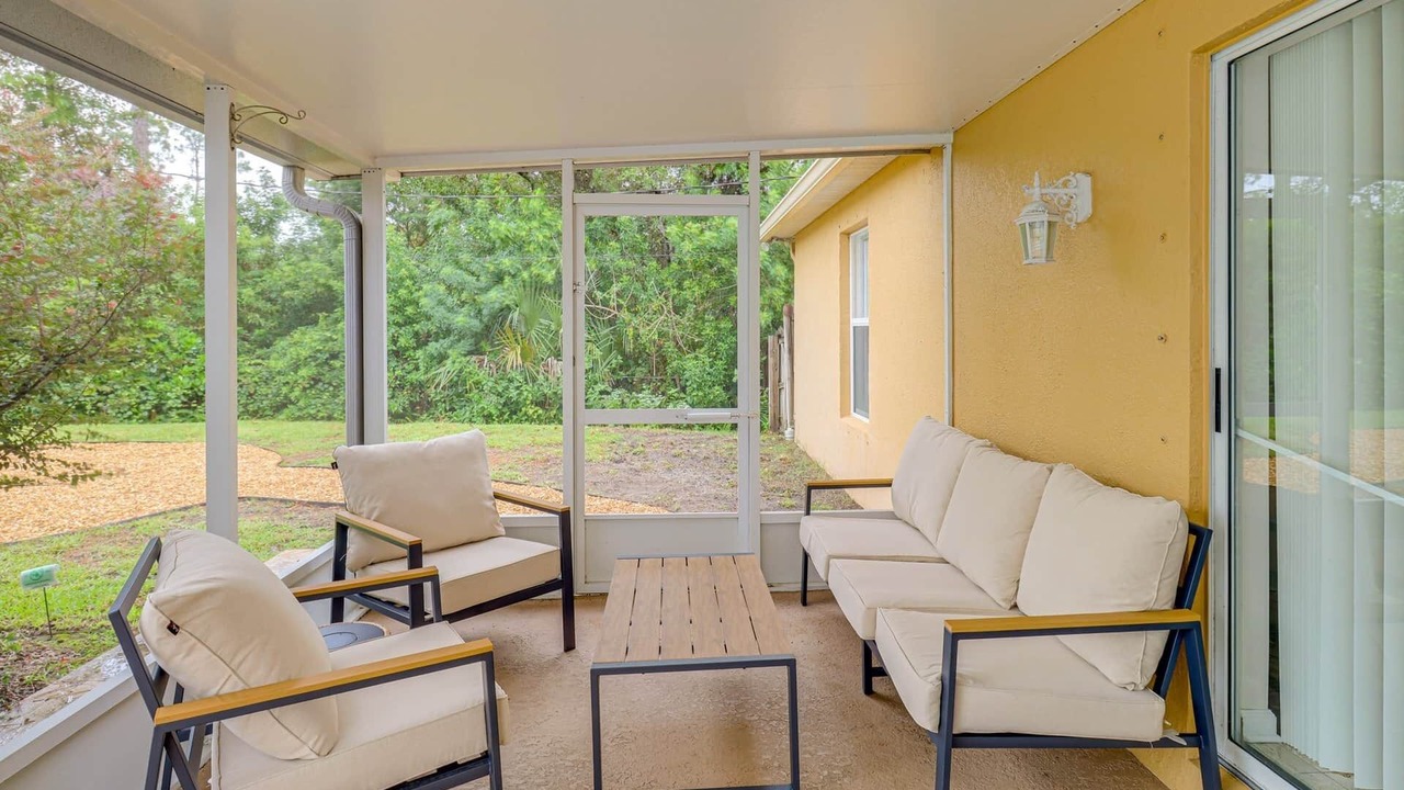 Photo of Patio Balcony in Port Malabar