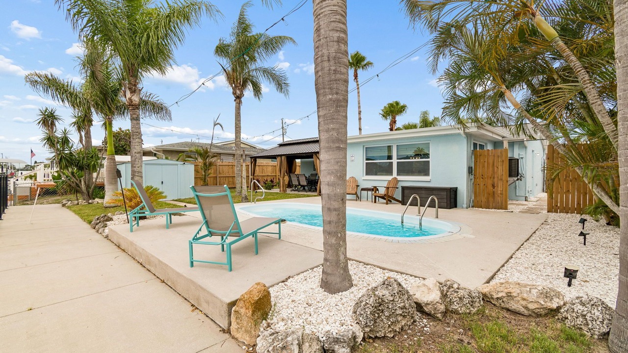 Photo of Outdoor in Hudson Beach Estates