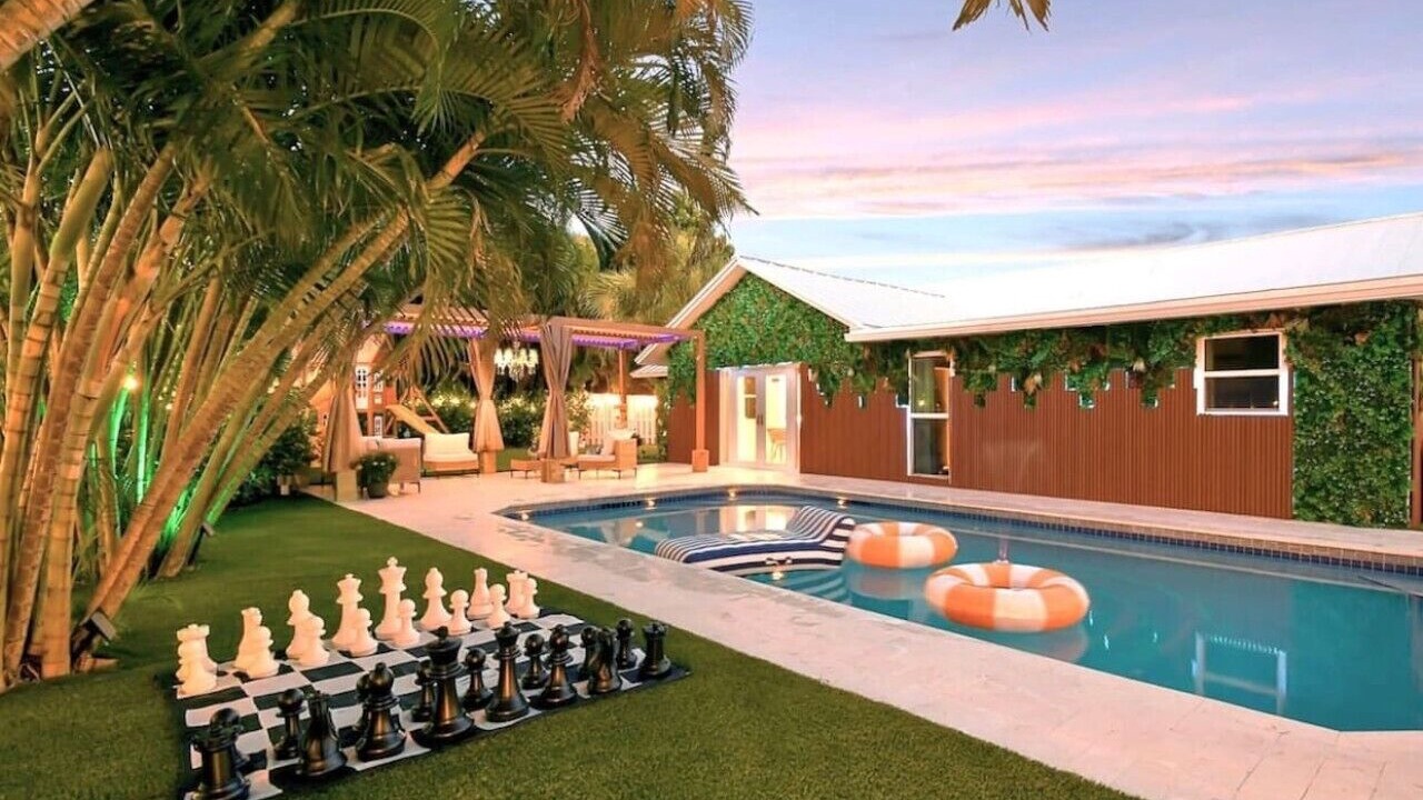 Photo of Outdoor in Tropic Palms