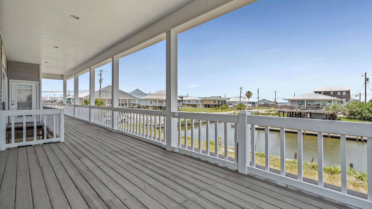 Photo of Patio Balcony in Silver Cay