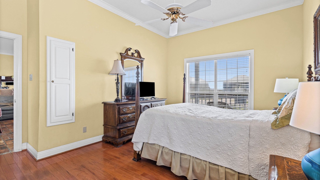 Photo of Bedroom in Silver Cay