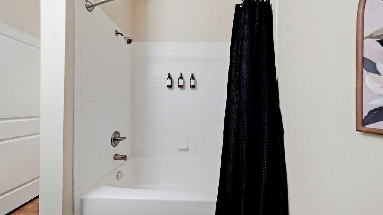 Photo of Bathroom in Courier City - Oscawana