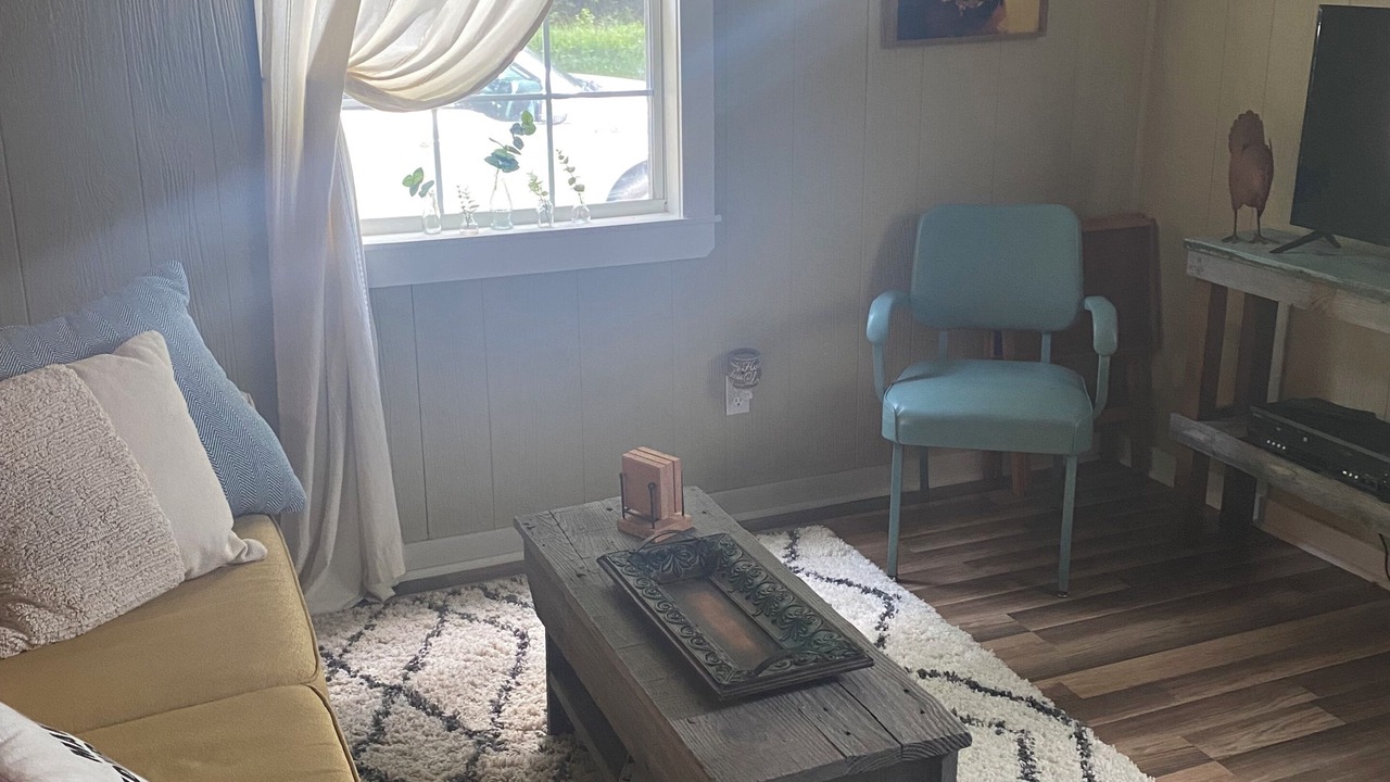 Photo of Livingroom in Pheba