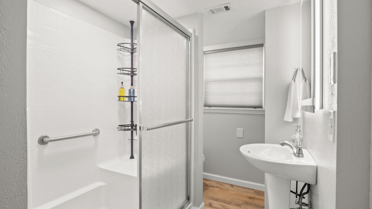Photo of Bathroom in Negreet