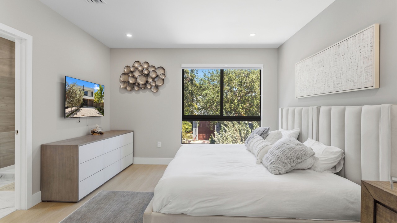 Photo of Bedroom in Tarpon River