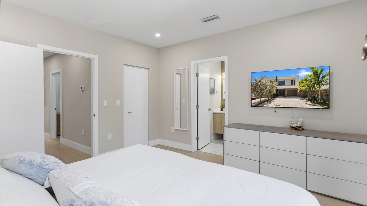 Photo of Bedroom in Tarpon River