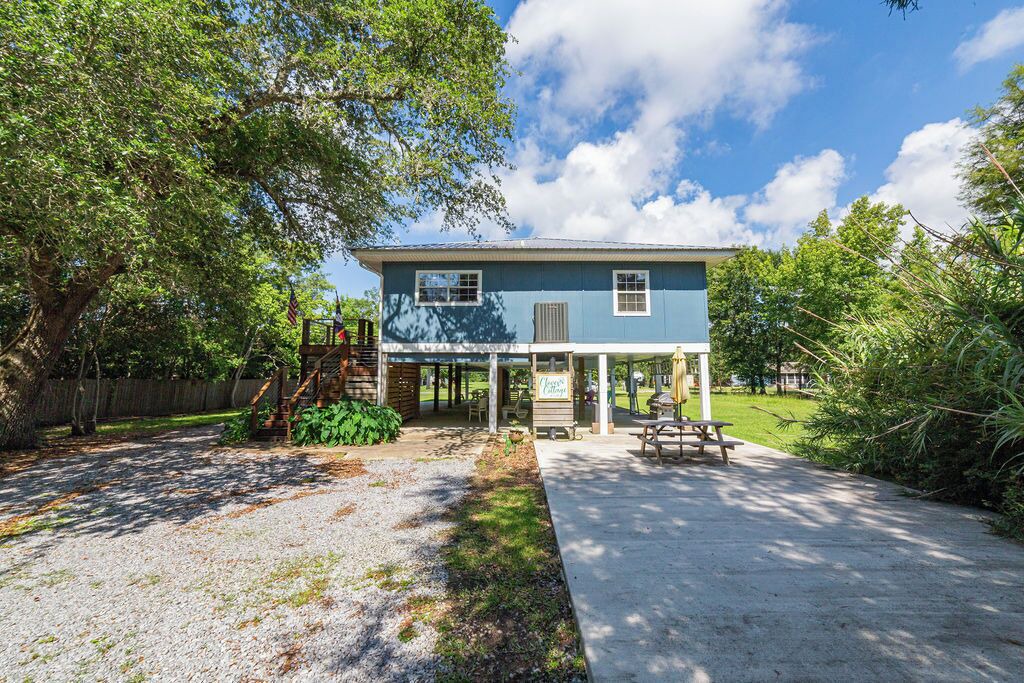 Photo of Outdoor in Waveland