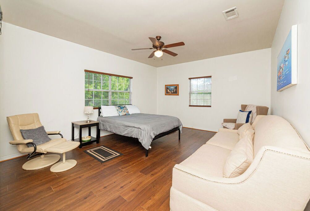 Photo of Bedroom in Waveland