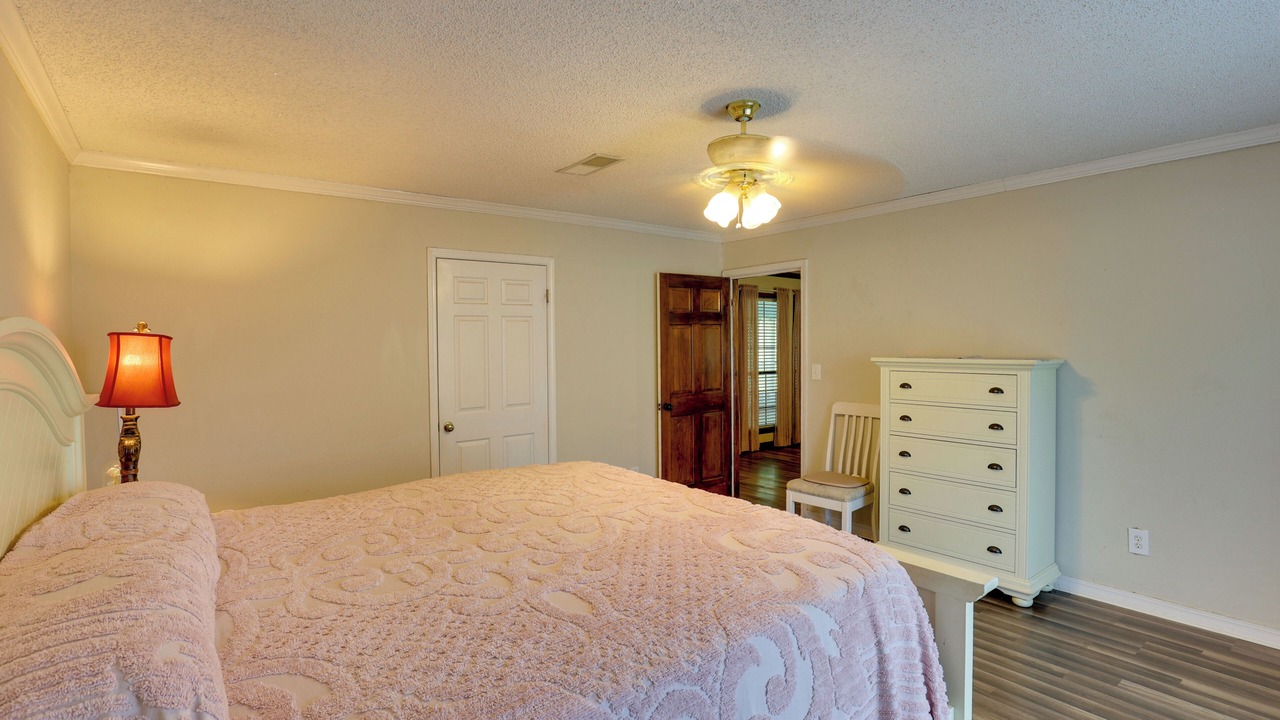 Photo of Bedroom in Shreveport