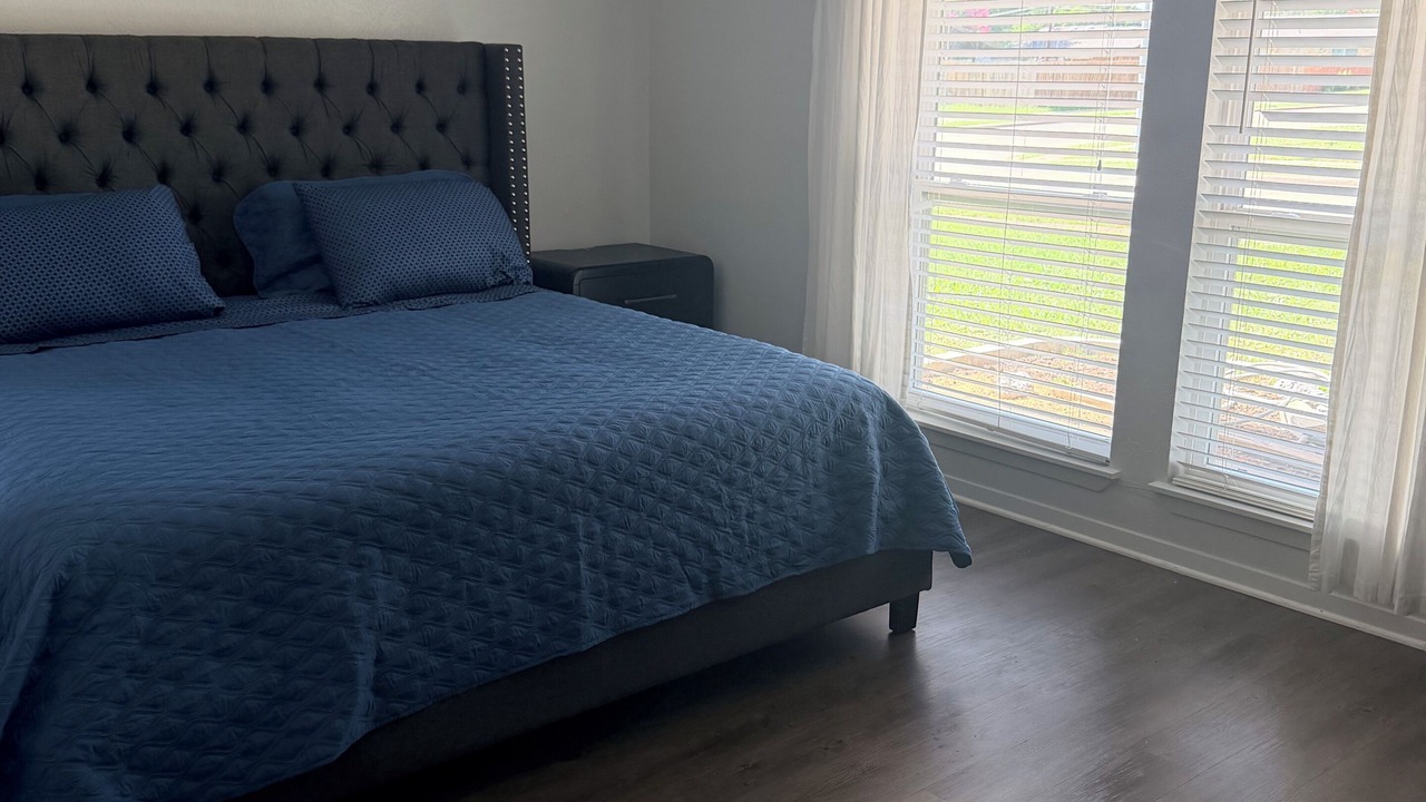 Photo of Bedroom in Allen