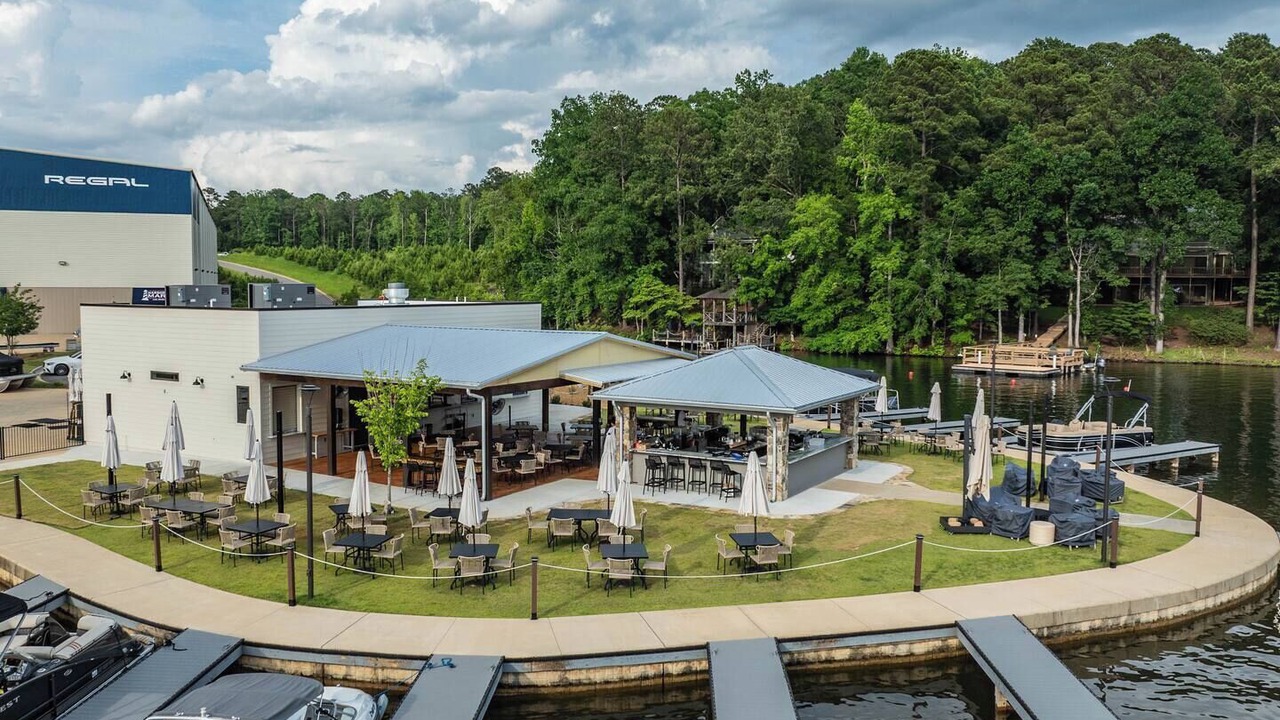 Photo of Others in Dadeville