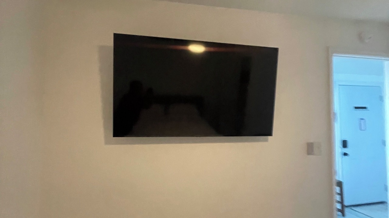 Photo of Bedroom in Town N County Park