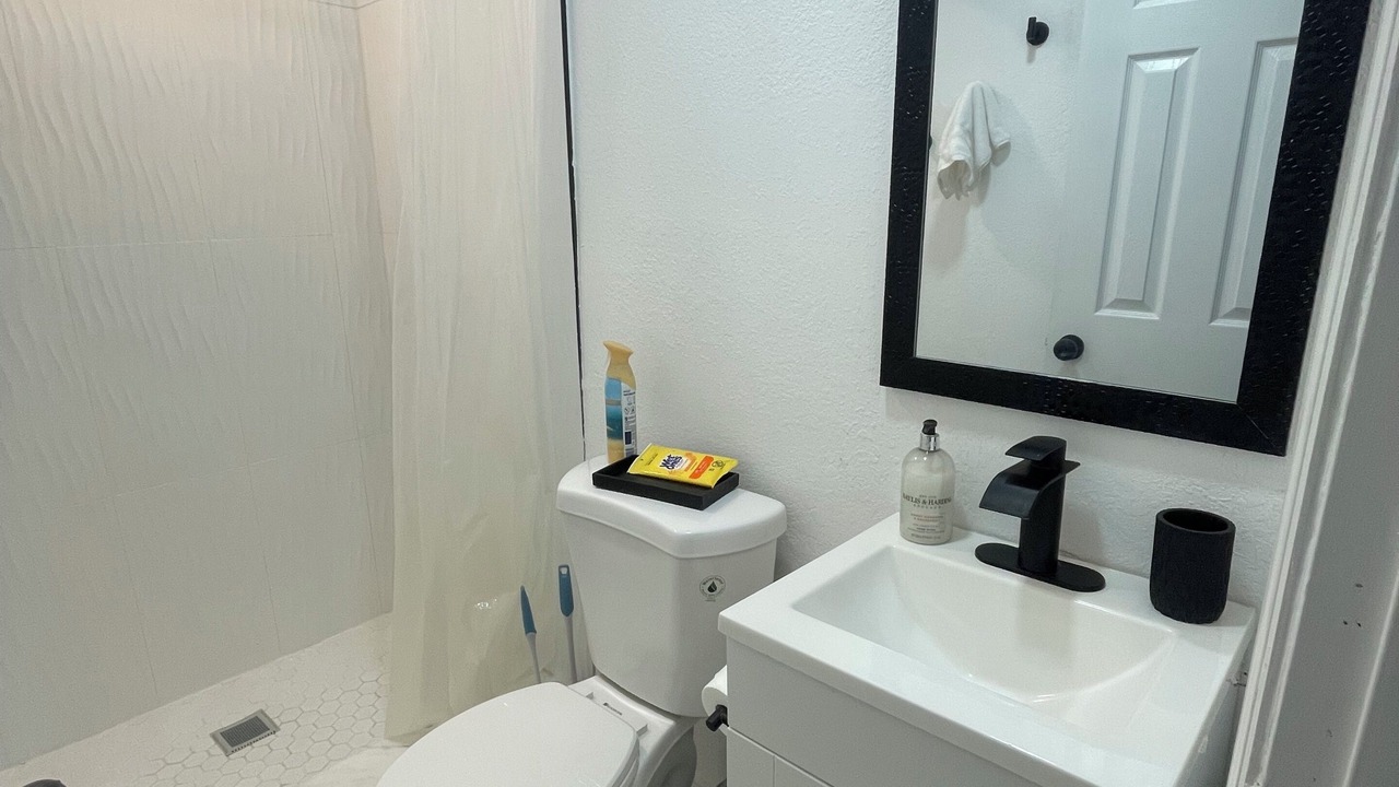 Photo of Bathroom in Town N County Park