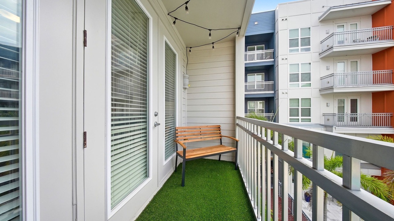 Photo of Outdoor in Courier City - Oscawana