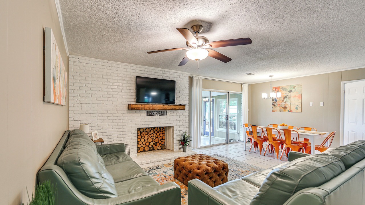 Photo of Bedroom in Gun Barrel City