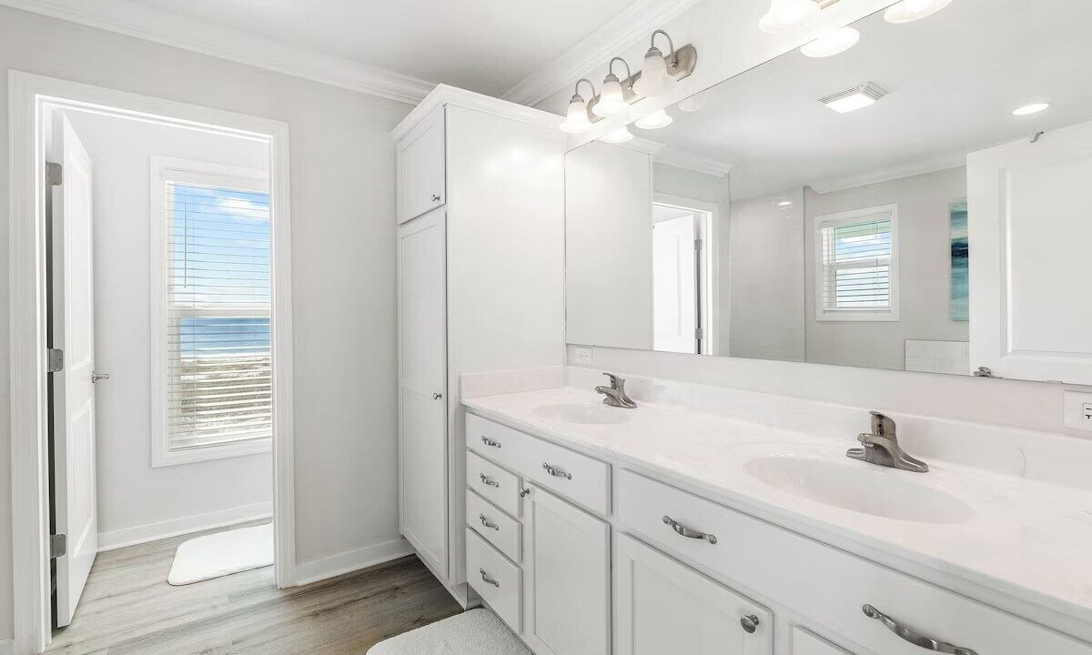 Photo of Bathroom in Mexico Beach