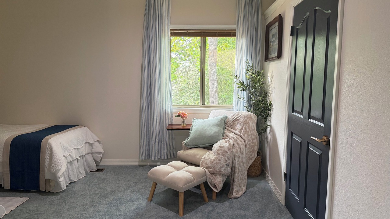 Photo of Bedroom in Crane Hill