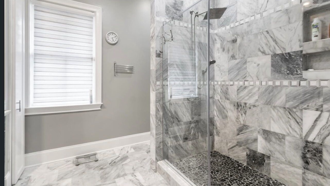 Photo of Bathroom in Irish Channel