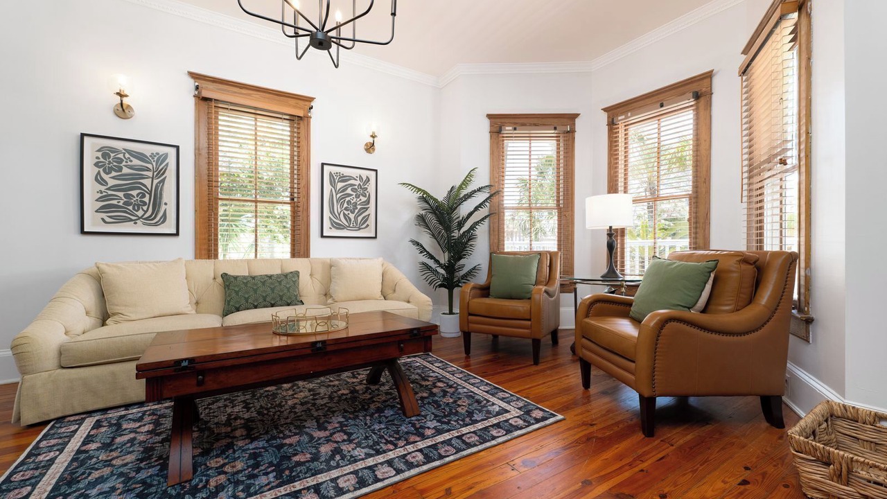 Photo of Livingroom in Jacksonville Beach