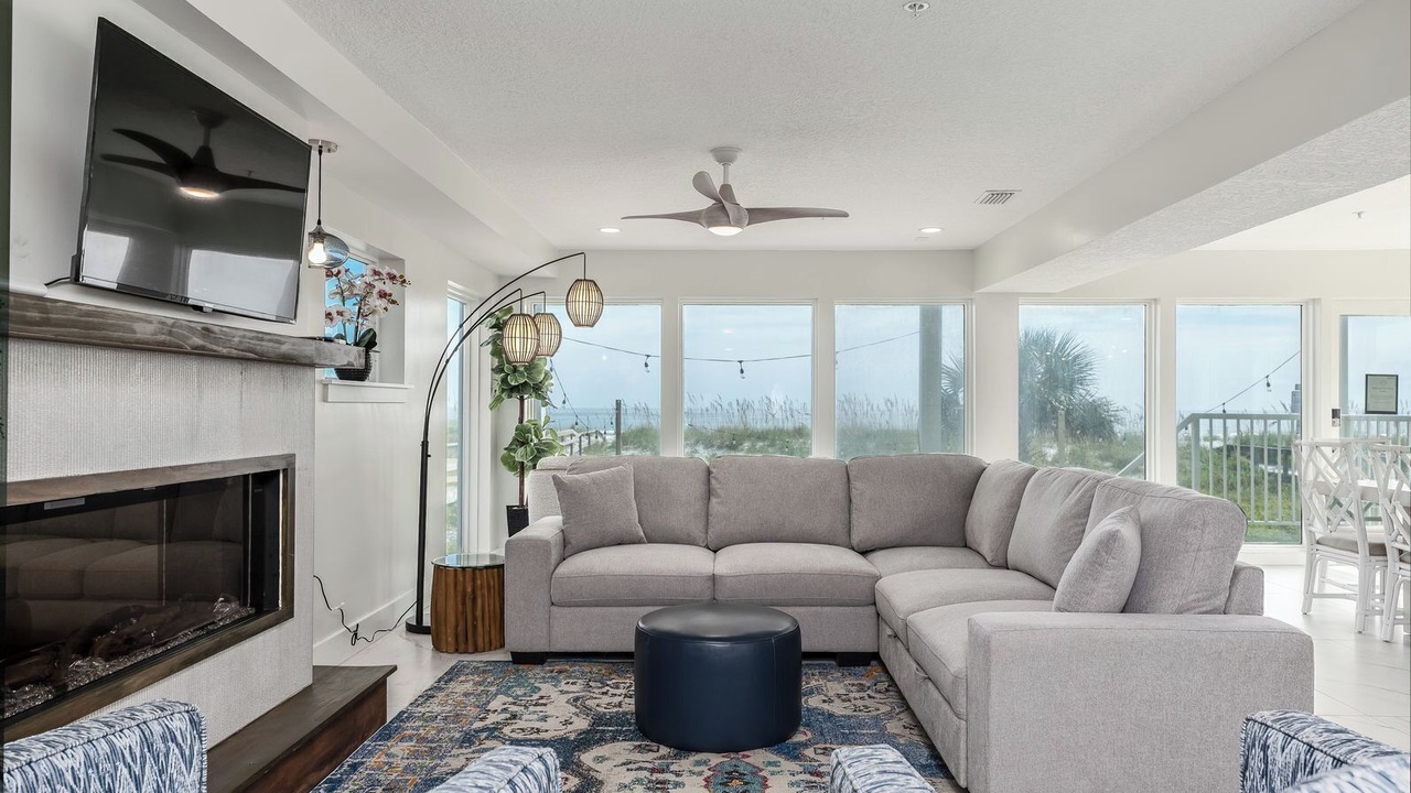 Photo of Livingroom in Jacksonville Beach