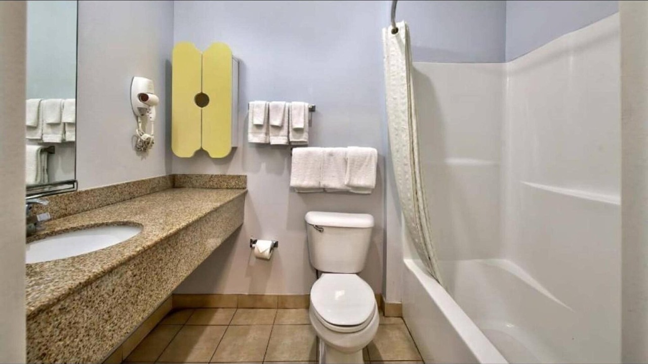 Photo of Bathroom in Sulphur