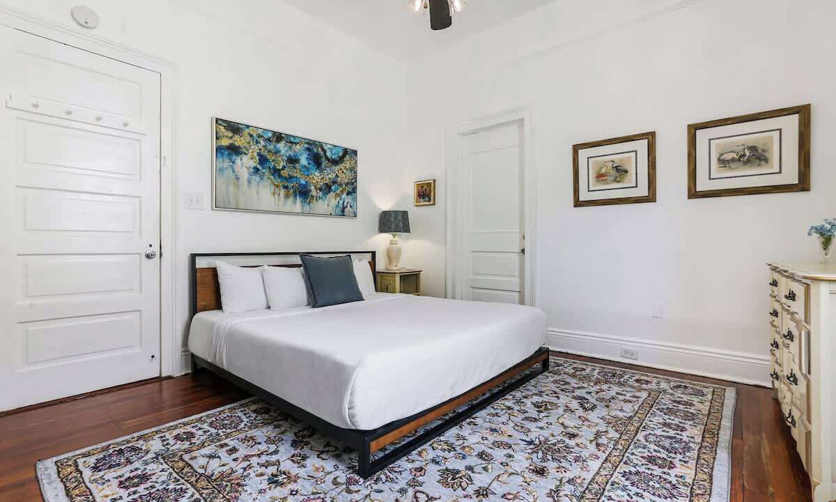 Photo of Bedroom in Freret
