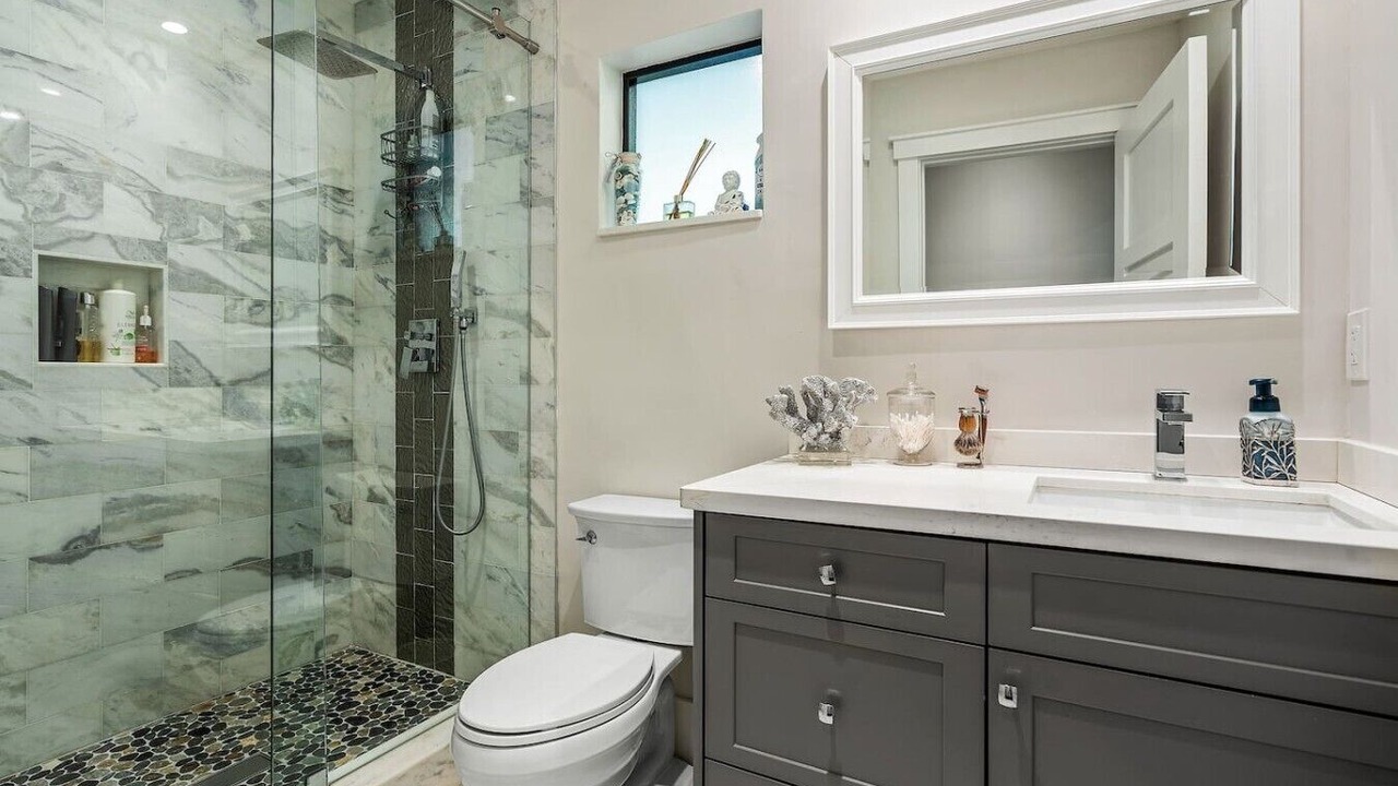 Photo of Bathroom in Lake Ida Shores