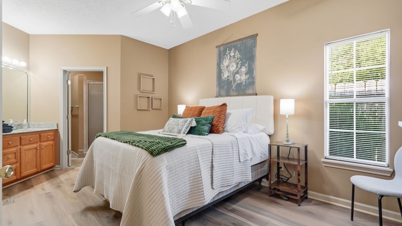 Photo of Bedroom in Milton
