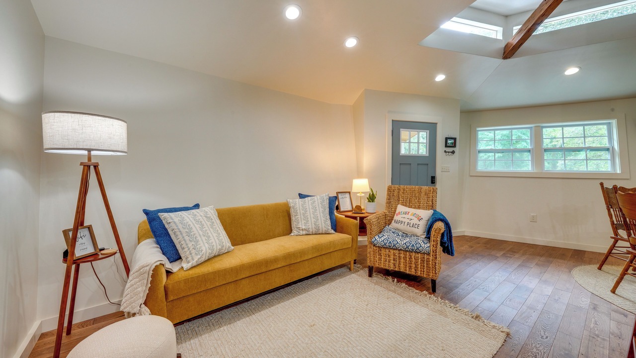 Photo of Livingroom in Lafayette