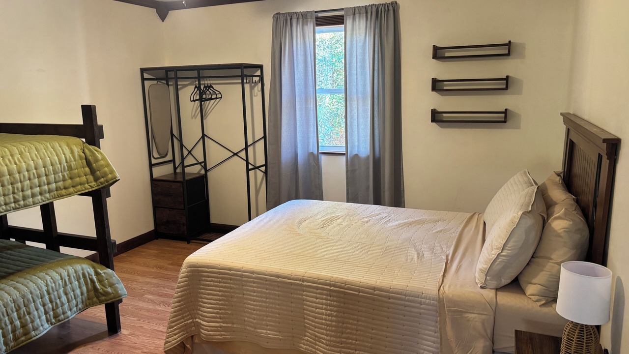 Photo of Bedroom in Lucedale