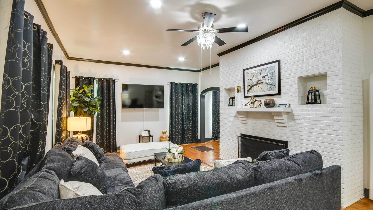 Photo of Bedroom in Greenwood