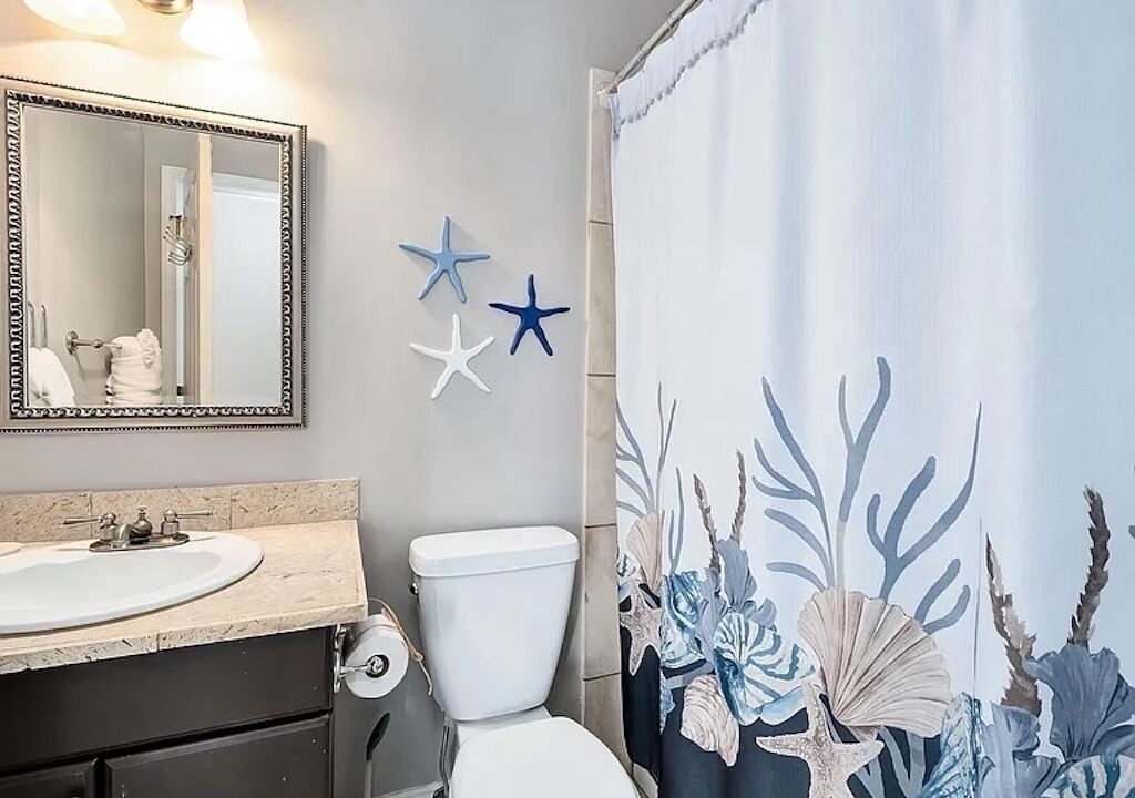 Photo of Bathroom in Village of Sugar Beach