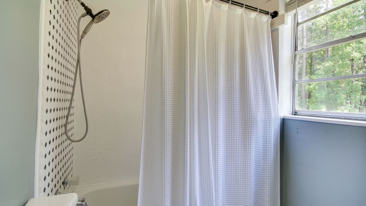 Photo of Bathroom in Ocean Springs