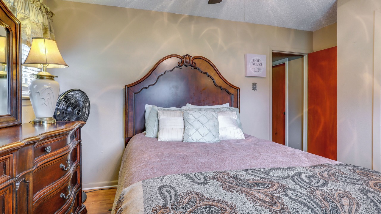 Photo of Bedroom in Scotlandville