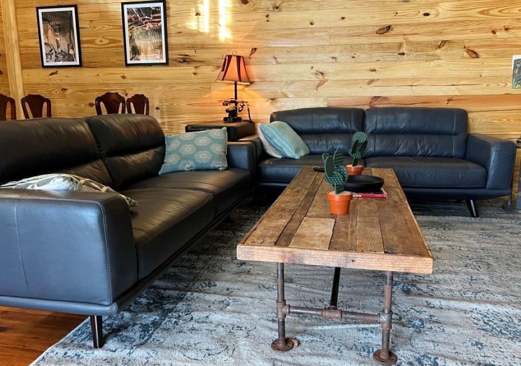 Photo of Livingroom in Baker