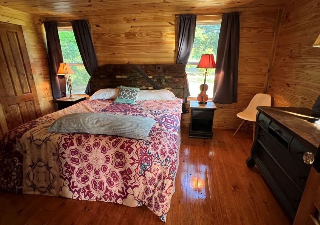Photo of Bedroom in Baker