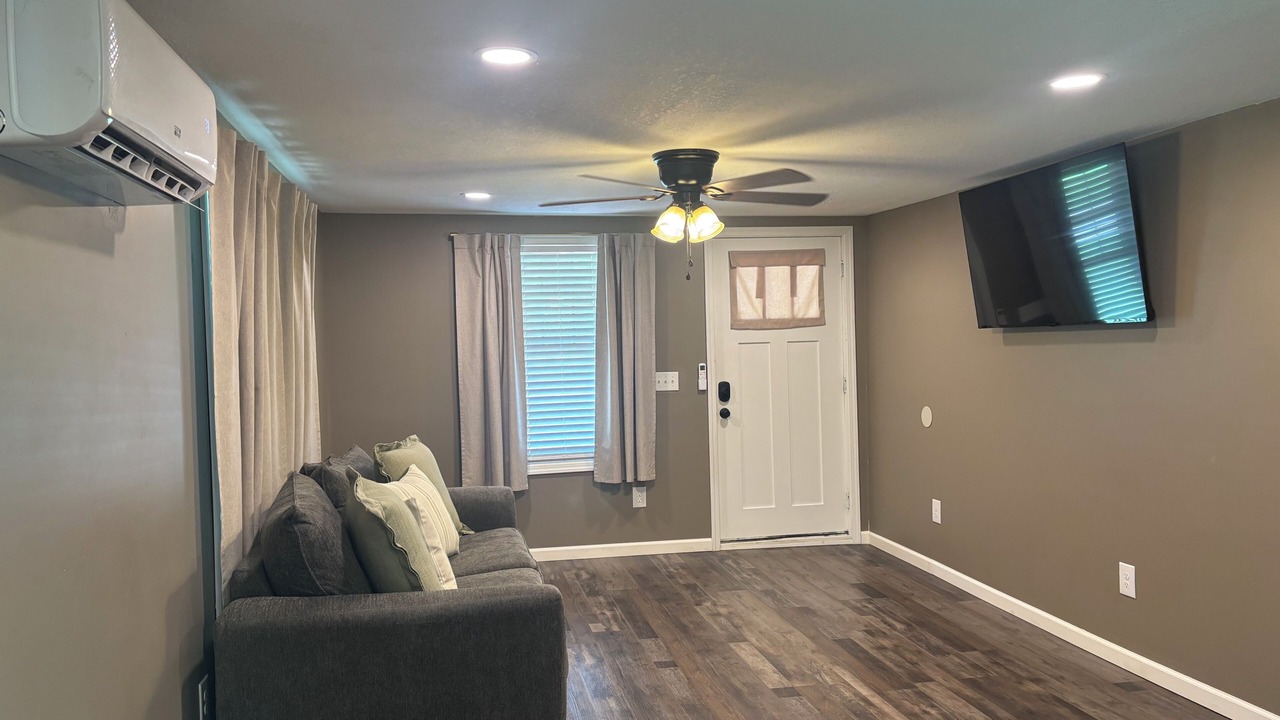 Photo of Livingroom in Hot Springs