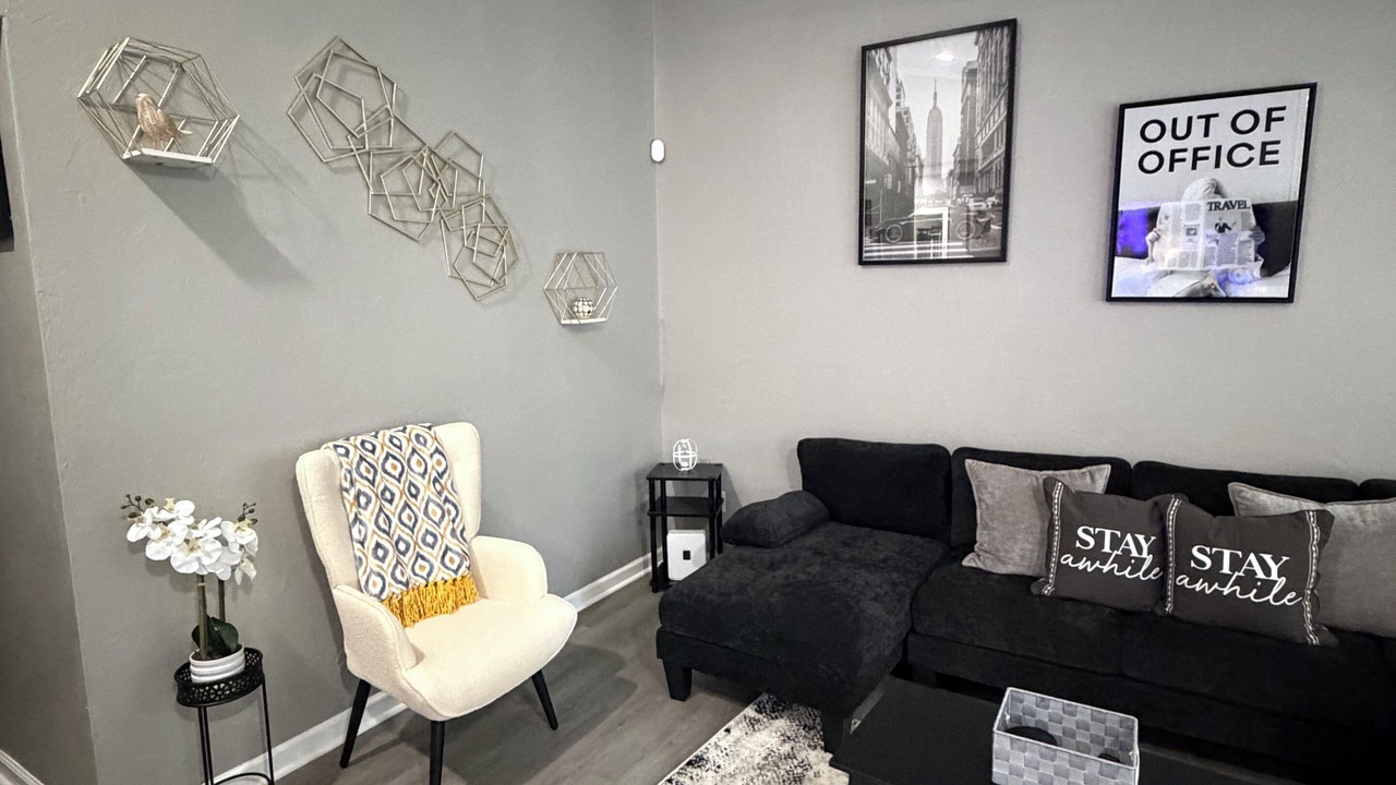 Photo of Livingroom in Tallahassee
