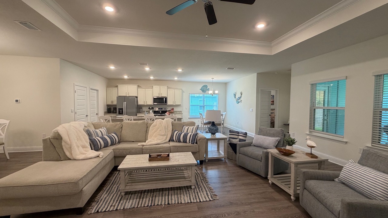 Photo of Livingroom in Foley
