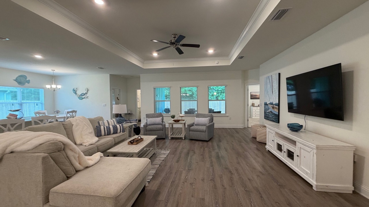 Photo of Livingroom in Foley