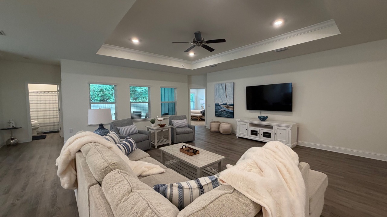 Photo of Livingroom in Foley