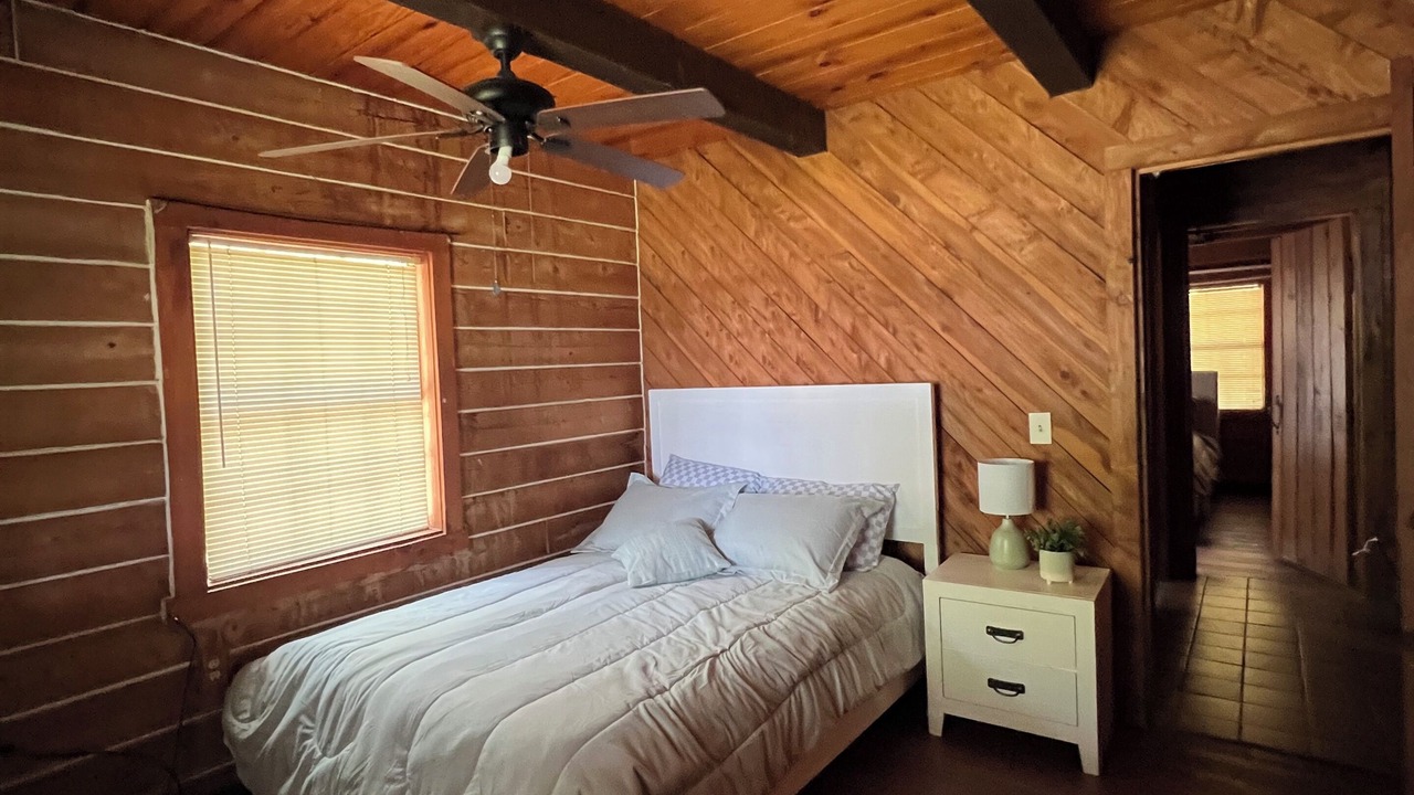Photo of Bedroom in Anacoco