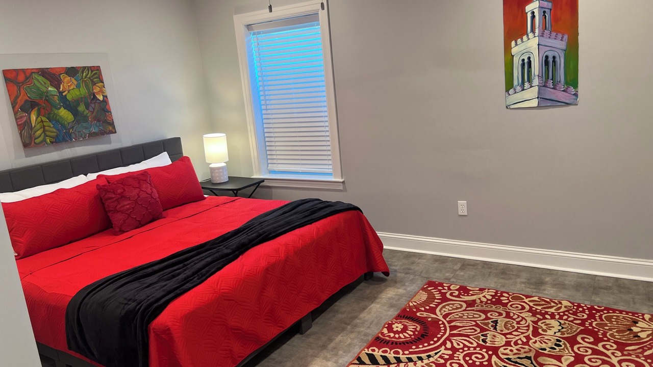Photo of Bedroom in Pascagoula