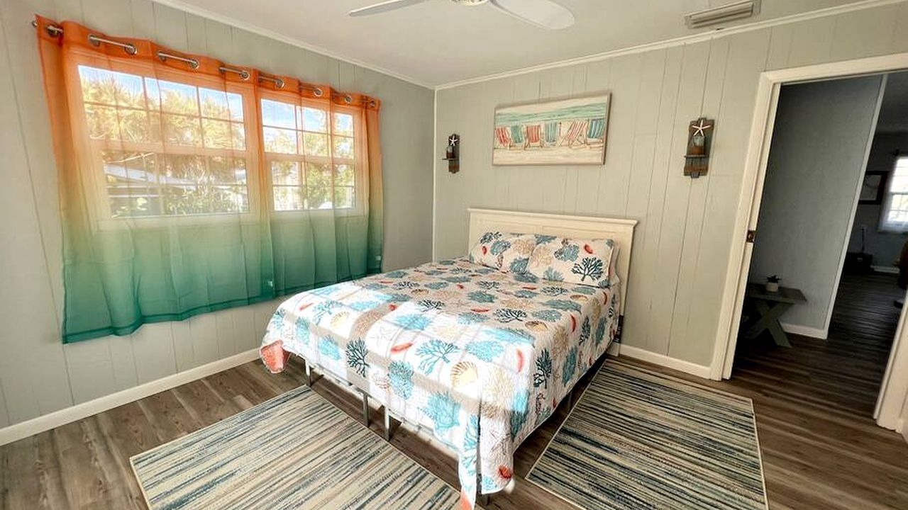 Photo of Bedroom in Placida