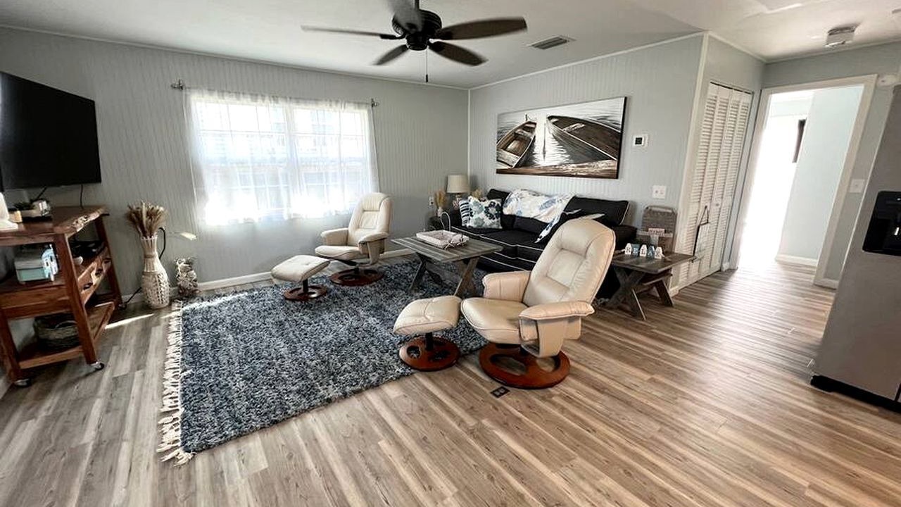 Photo of Livingroom in Placida