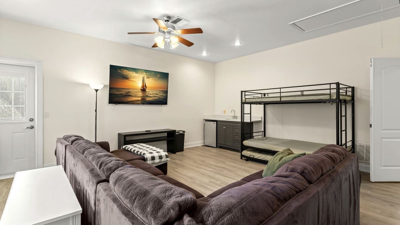 Photo of Livingroom in Port Richey